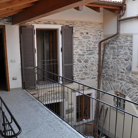 Casa Petrolli