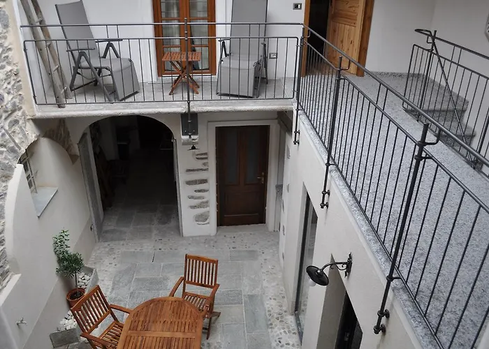 Casa Petrolli カンノビオ